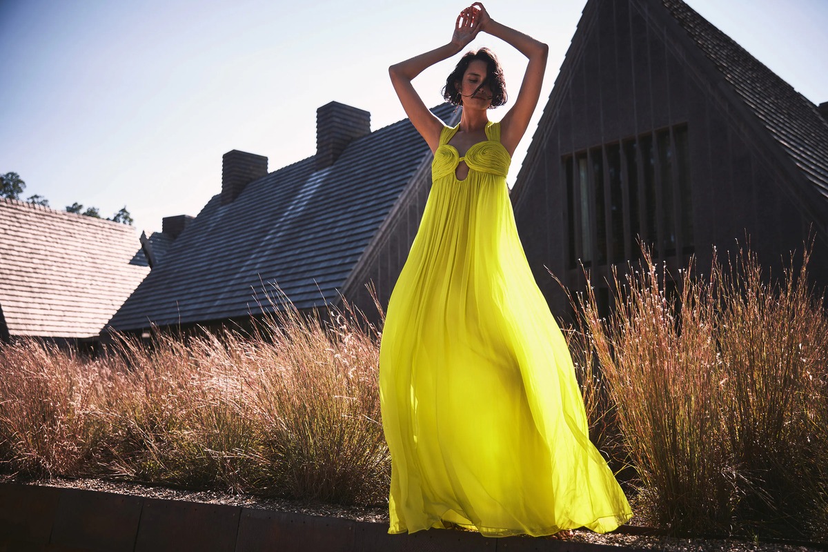 alexis product image